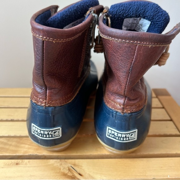 Sperry Rain Boot Duck Boot 6 - Picture 4 of 5